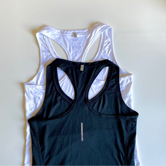 Nike Racerback Tanks Lot of 2 - Picture 2 of 6